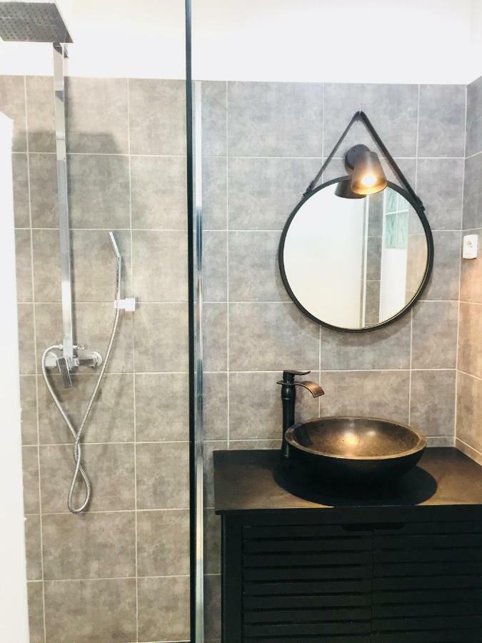 Апартаменты Studio 4 Personnes Avec Piscine, Tennis Йер Экстерьер фото